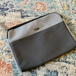 TUMI Unisex Accessory Pouch